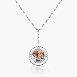 Round Pendant with Open Border Paperclip Necklace